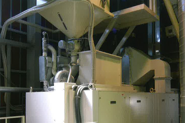 湿式無洗米設備[スーパージフライス]